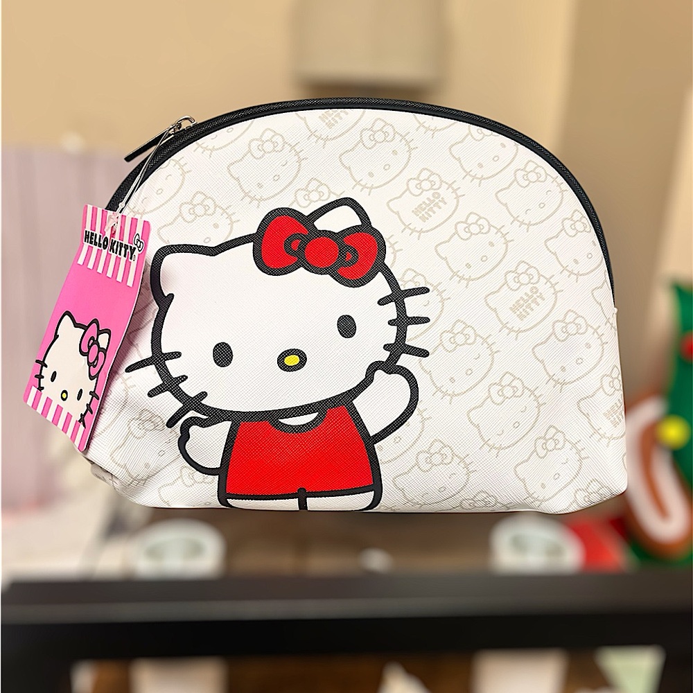 Hello Kitty Cosmetics Makeup Case Travel Bag by Sanrio -White